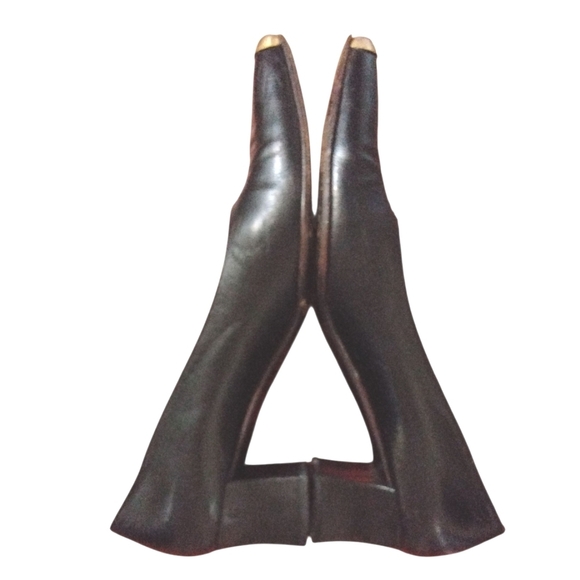 Vintage St. John Black Leather Pumps Pointed Square Toe Gold Cap Heels Sz 6.5 - Picture 2 of 11